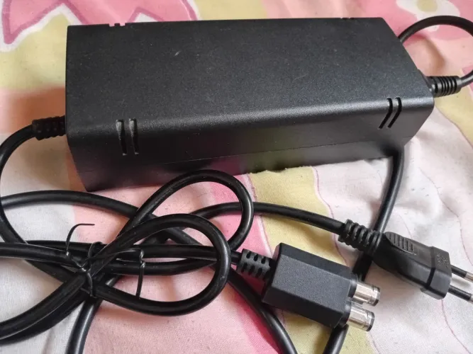 Fonte xbox 360 slim 2 pinos paralela