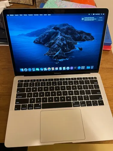 Macbook air i5 com touch id