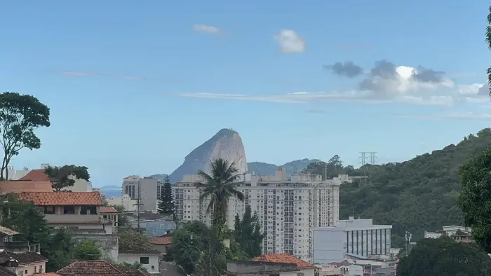 Asset Imóveis vende casa duplex com 4 suítes, 196m², por R$ 795.000 - Fátima - Niterói/RJ