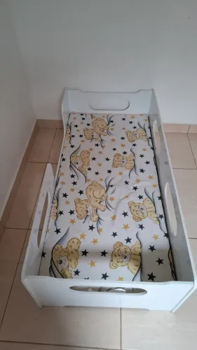 Mini Cama Infantil Branca com Colchão Toraflex