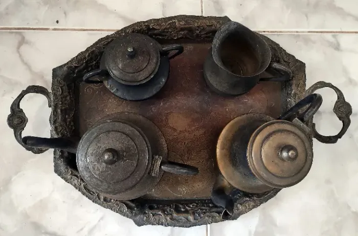 Conjunto de Chá e Café em Metal