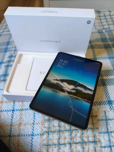 Tablet Xioumi Pad 7 Tela 3.2 E 11,2 polegadas Snap Cor Cinza Claro