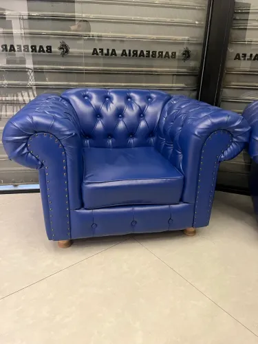 Poltrona capitonê para sala de estar
