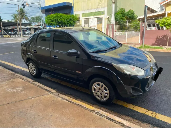Ford Fiesta Sed. 1.6 8V Flex 4P 2012