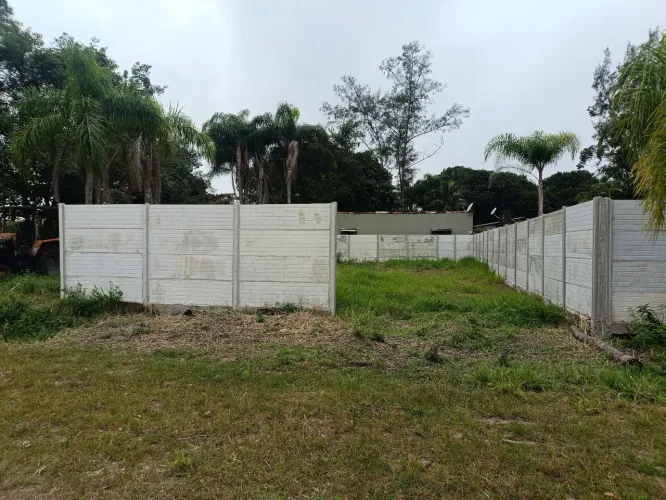 VENDO E TROCO TERRENO ILHA CUMPRIDA MURADO E ESCRITURADO