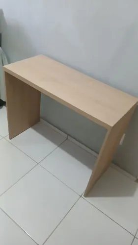Mesa escrivaninha em MDF
