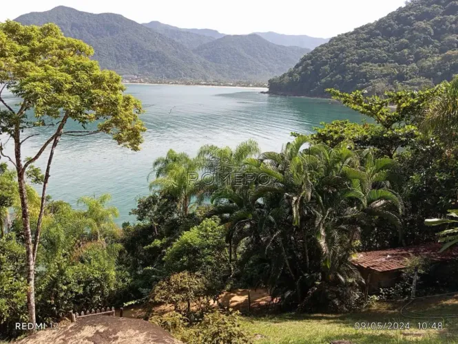 Casa com 3 quartos, Praia da Lagoinha, Ubatuba - R$ 1.4 mi, Cod: 2466