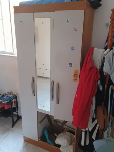Vendo guarda roupa usado