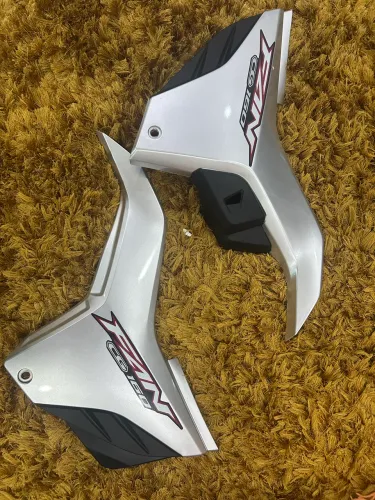 Tampa lateral Fan 160 18-24 prata