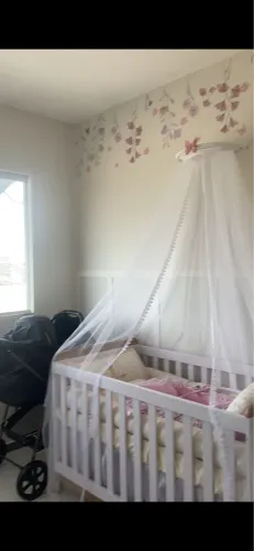 Berço com colchão novo