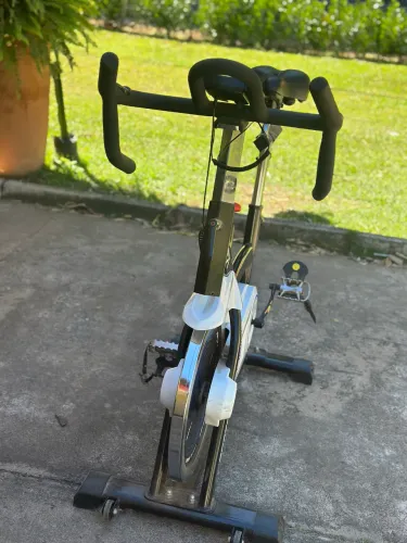Bicicleta ergométrica Kikos f71