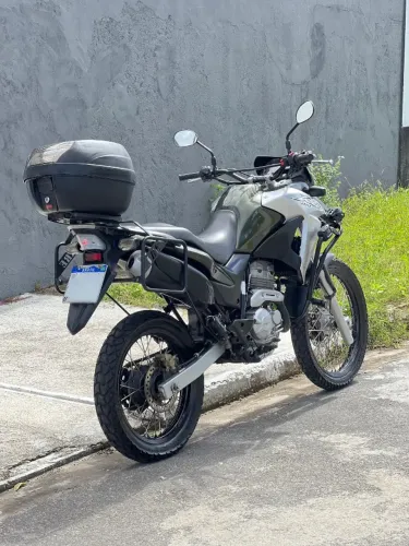 Troco HONDA XRE300 2018 Mais nova da cidade leia