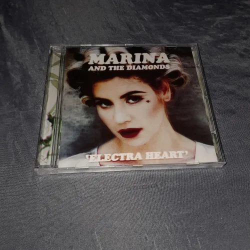 Cd lacrado Marina and the diamonds- electra heart