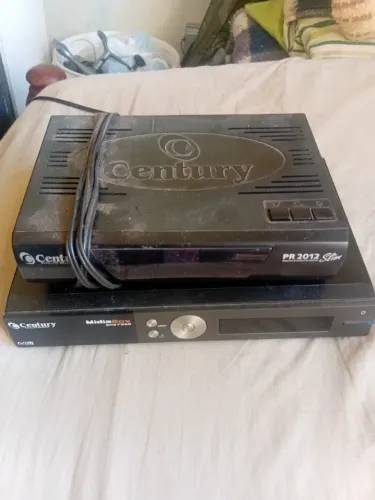 Century receptor.       E       Mídia box
