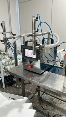 Envasadora de Licor e outros tipos