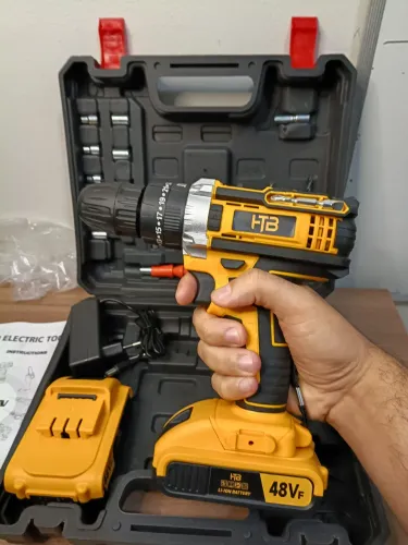 Furadeira e parafusadeira 48V com 2 baterias nova nunc usada