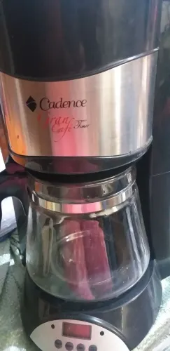 Cafeteira Cadence Gran Café 80,00 reais.
