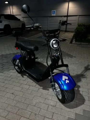 Vendo Scooter 1000w X11 Zero cor Azul por R$8500,00 ou 12x760,36