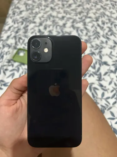 iPhone 12 mini usado