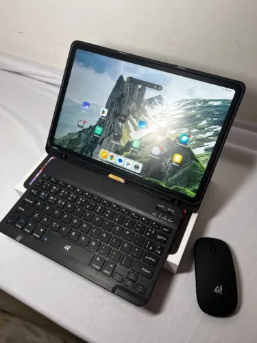 ablet Xiaomi Redmi Pad Pro 12.1" 8GB RAM 256GB Graphite Gray + Teclado + Mouse + Caneta