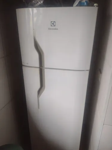 Geladeira muito boa