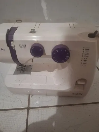 Maquina de costurar