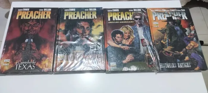 HQs - Panini - Preacher Volumes 1,2,3,4,6,7,8,9 (faltando o volume 5)
