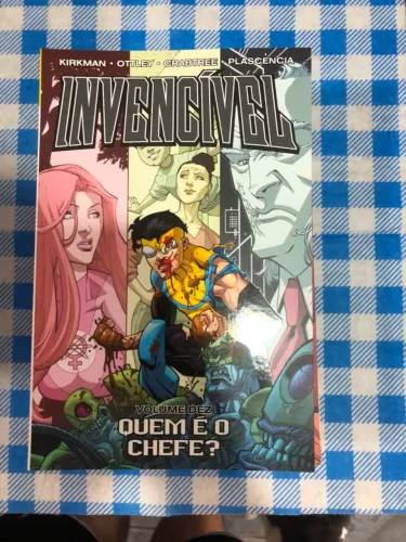Invencível panini (volumes 1 ao 10)