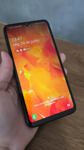 Celular Samsung M105