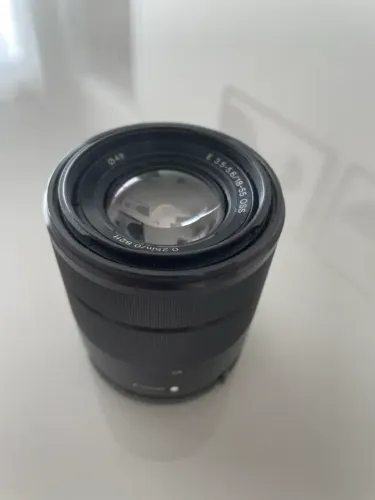 Lente Sony 18-55mm (E-mount F3.5-5.6 OSS)