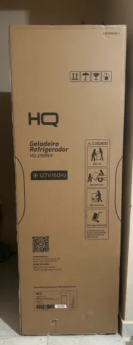 Geladeira nova na caixa