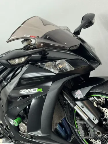 KAWASAKI NINJA ZX-10R 1000CC 30TH ANNIVERSARY 2015 | 38.880 KM