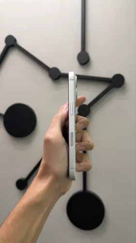 IPHONE 16 128GB SEMINOVO