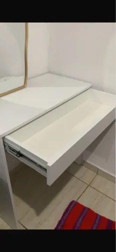 Vendo escrivaninha semi nova