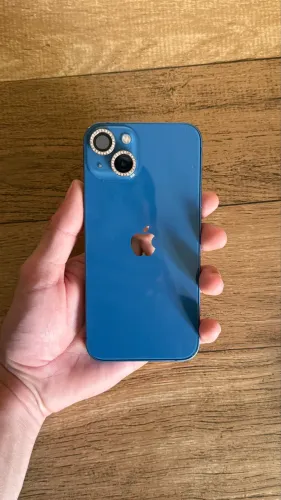 ? iPhone 13 128GB | 88% Bateria | Estado de Novo | Sem Detalhes