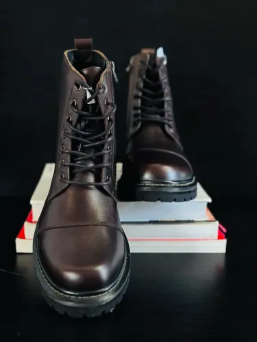 Coturno Acostamento masculino TAM: 40 (26,6 cm)
