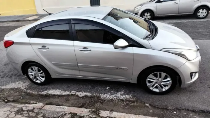 Hyundai HB20S Premium 1.6 Flex 16V Mec. 4P 2014