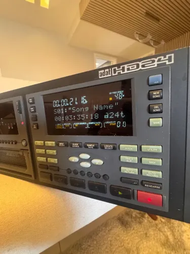 Gravador HD alesis 24 