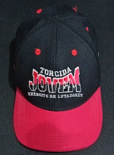 Boné de Torcida