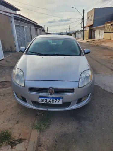 Fiat Bravo Essence Dualogic 1.8 Flex 16V 5P 2012