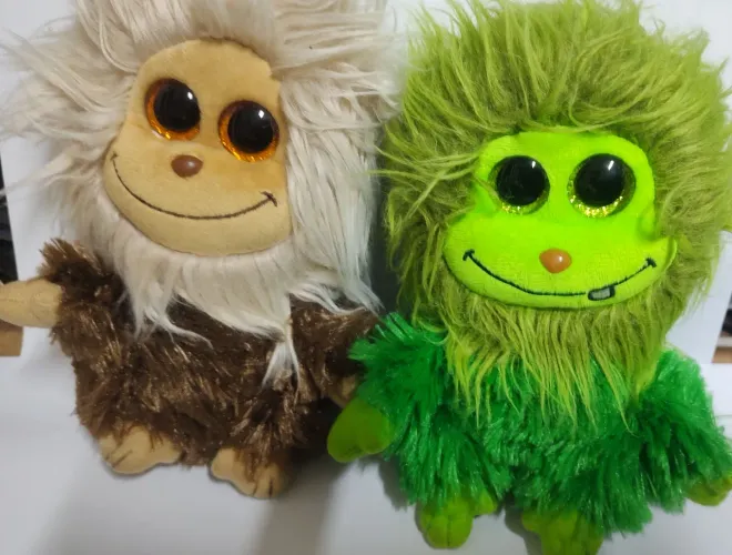 2 bonecos pelúcia TY Beanie boo (usado)