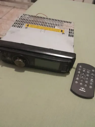 Radio Automotivo Buster