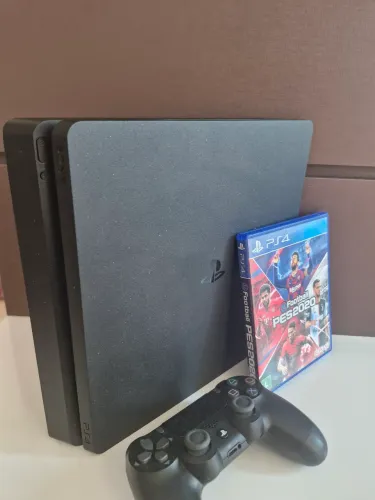 Playstation 4 slim
