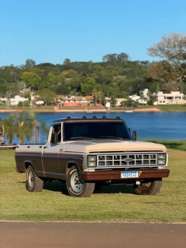 Ford F-1000 S. S. Diesel / S.s. Diesel Turbo 1985