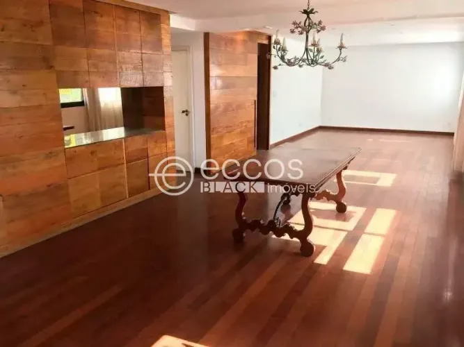 Apartamento à venda, 4 quartos, 1 suíte, 3 vagas, Serra - Belo Horizonte/MG