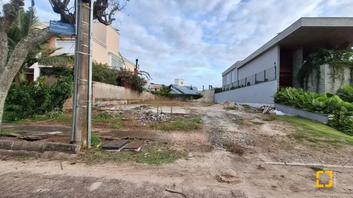 Terreno à venda em Jurerê Internacional