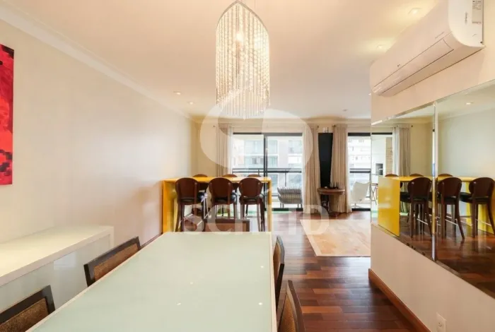 Apartamento para Alugar no Paraíso 160m², 3 Suítes, 3 Vagas, Mobiliado