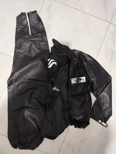 Capa de chuva alba GG
