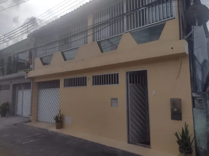 Excelente casa ampla á venda - Aceita financiamento, Gleba C, Camaçari, BA