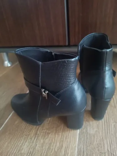 Bota Picadilly feminina